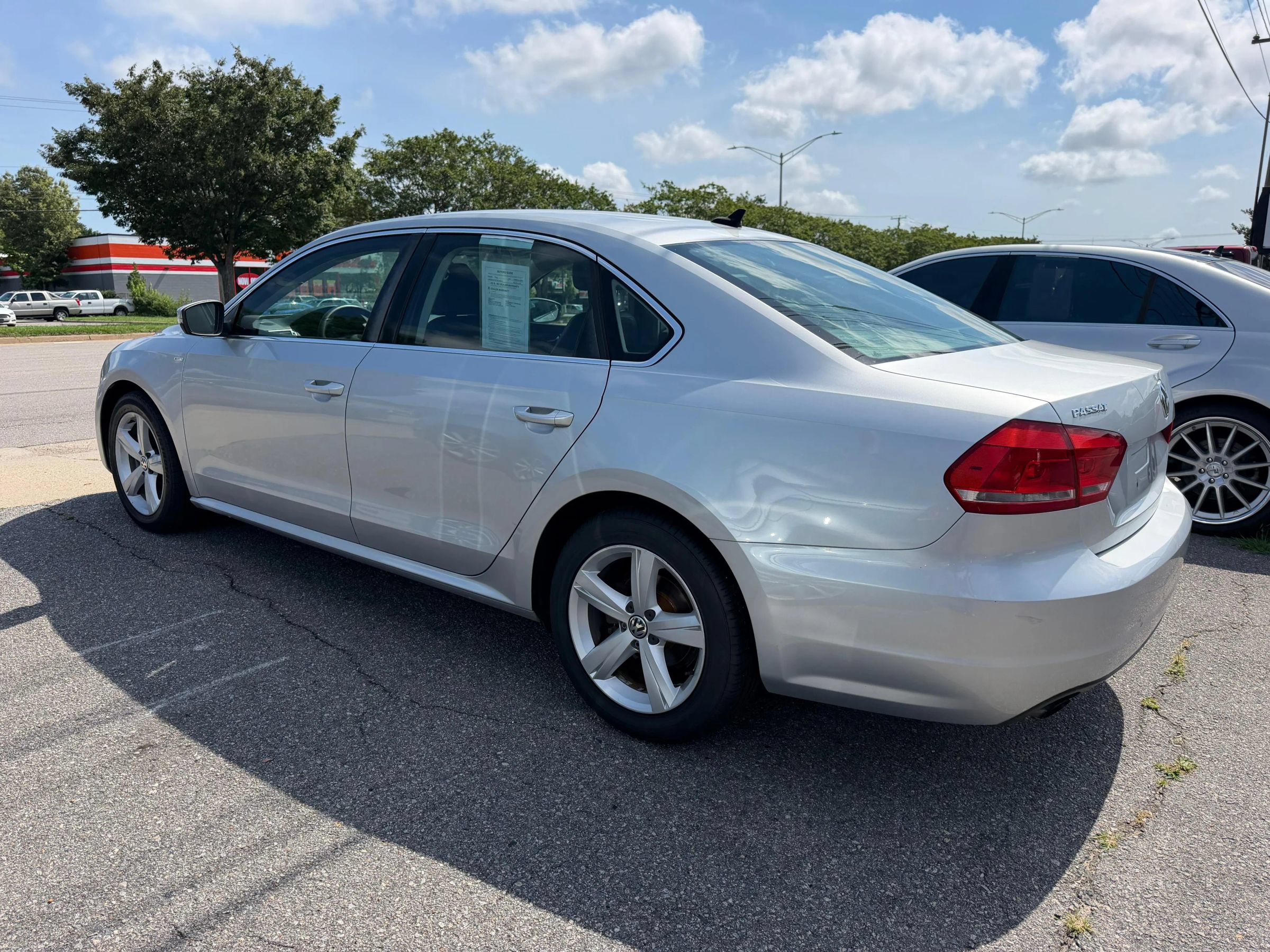 Used 2014 Volkswagen Passat 1.8T Wolfsburg Edition FWD image 3