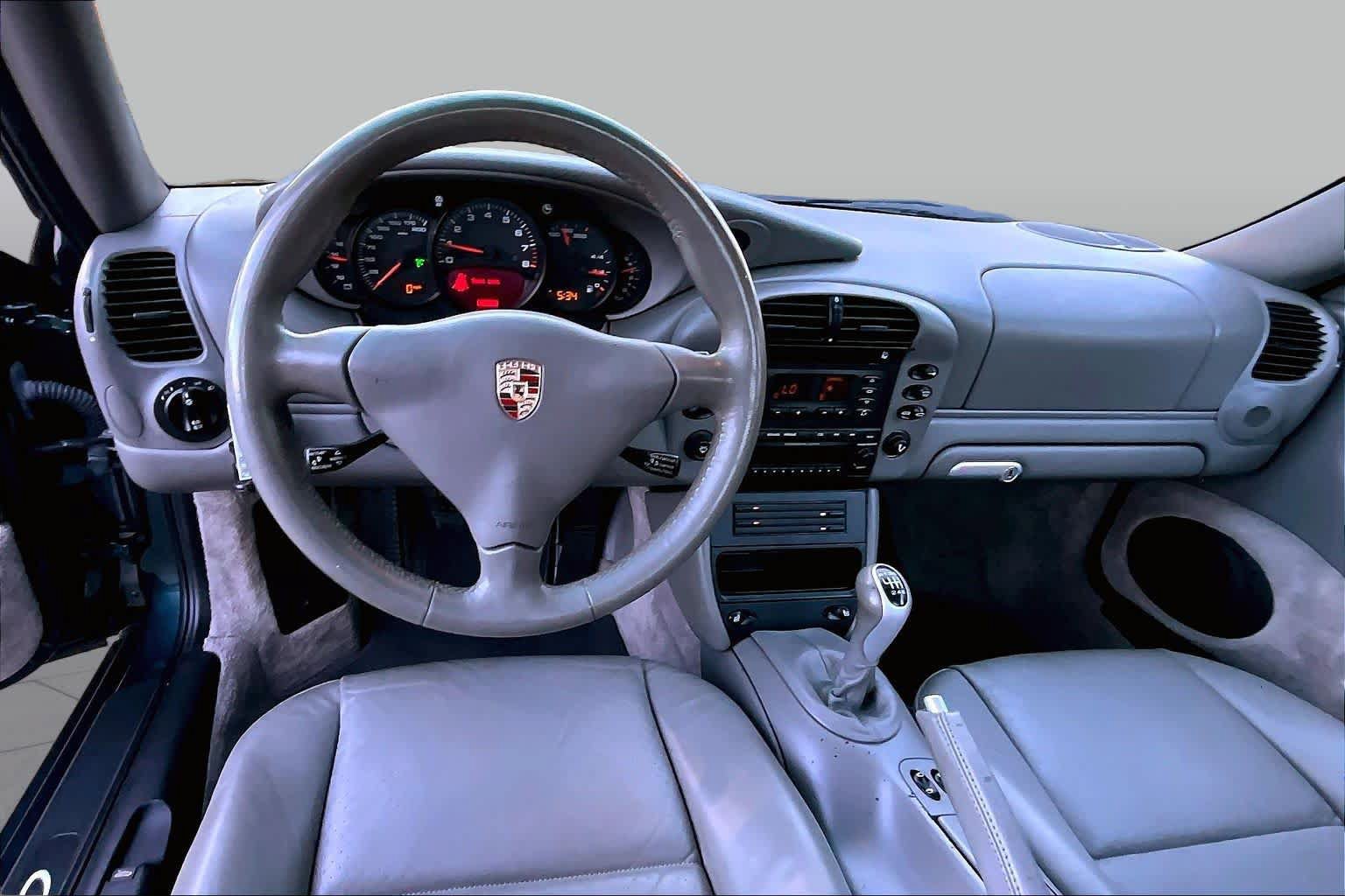 Used 2003 Porsche 911 Carrera RWD image 5