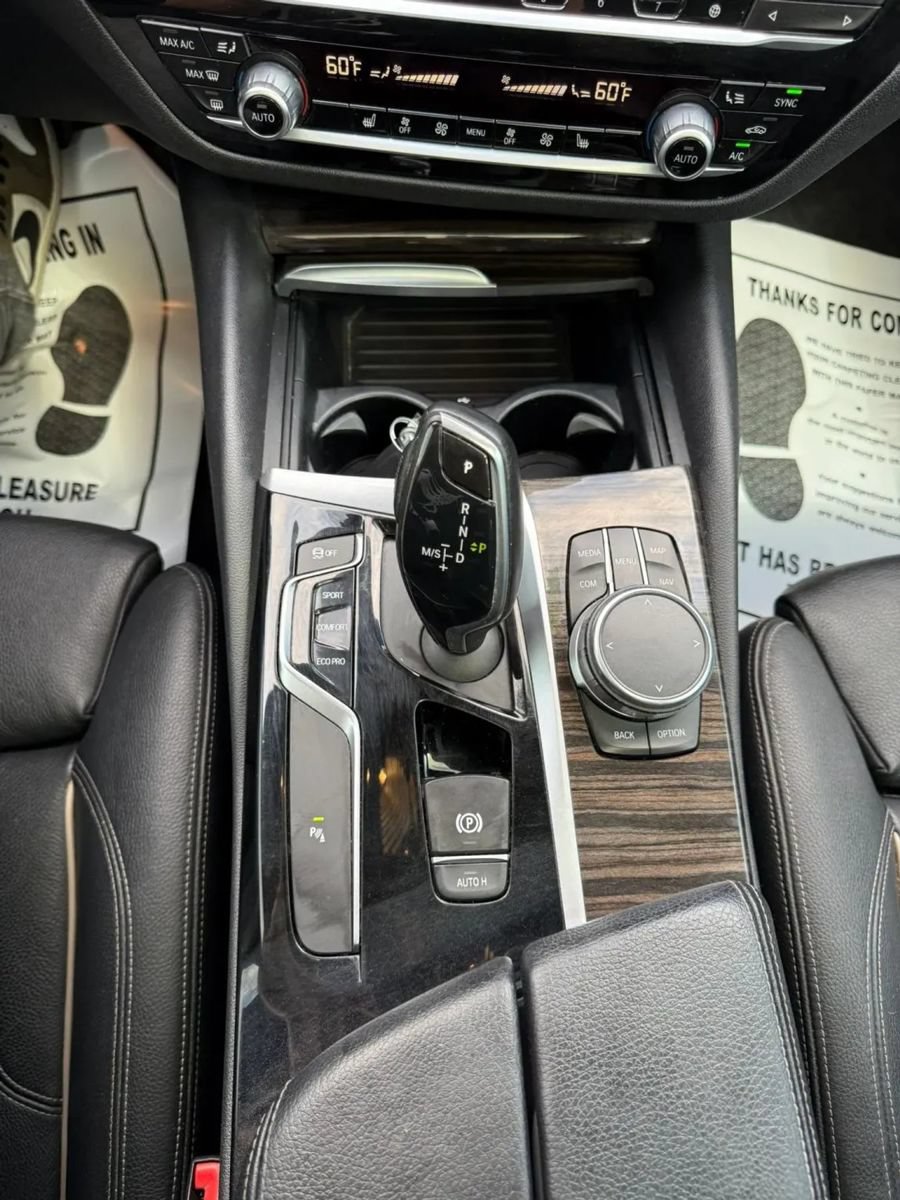Used 2018 BMW 530i RWD image 17