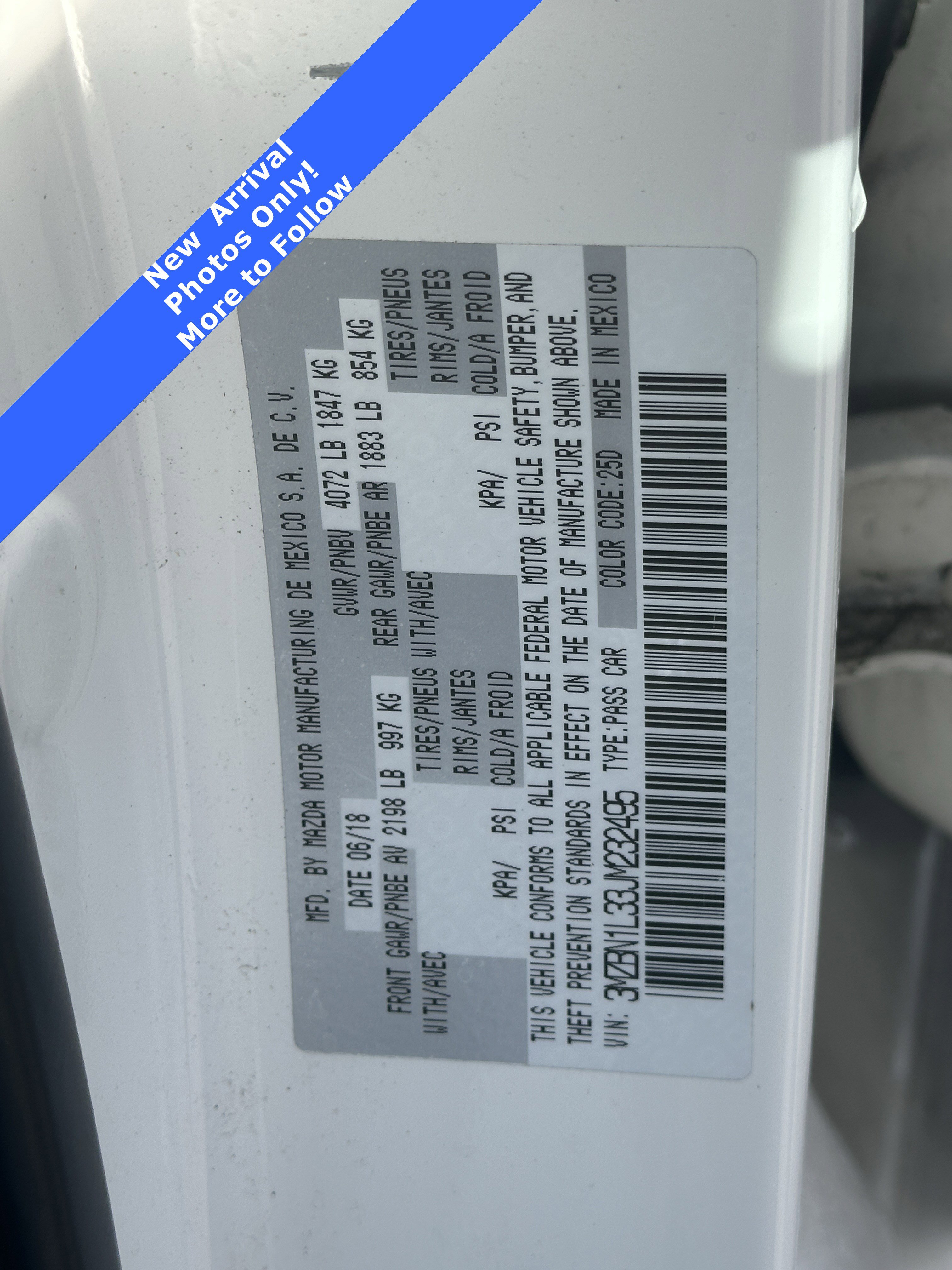 Used 2018 MAZDA MAZDA3 Touring image 30