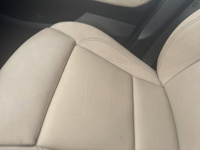 Used 2017 BMW X3 xDrive28i AWD/4WD image 2
