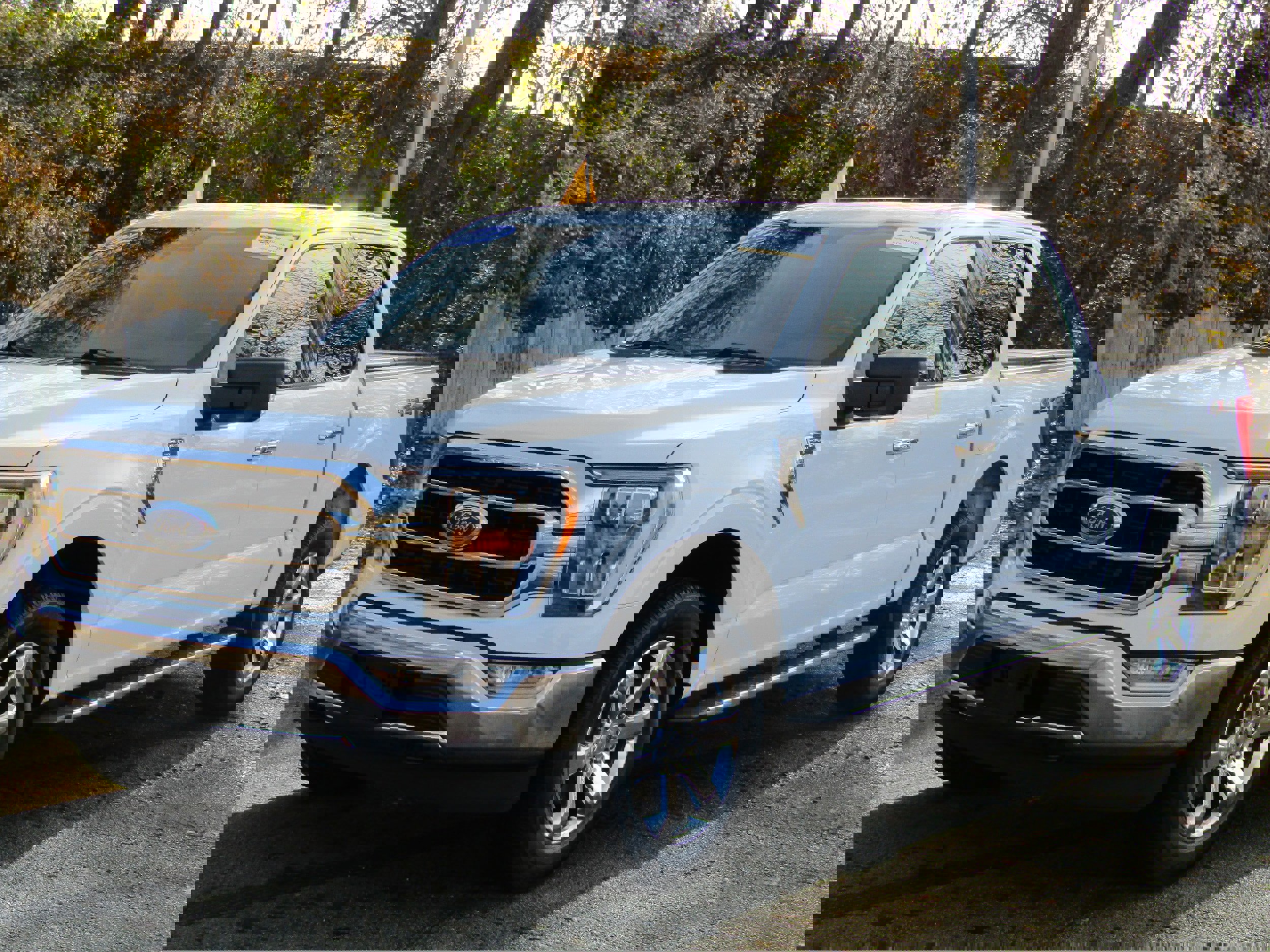 Certified 2022 Ford F150 XLT w/ Equipment Group 302A High image 8