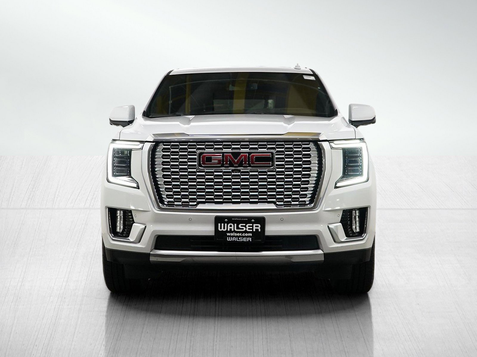 Used 2023 GMC Yukon Denali AWD/4WD image 8