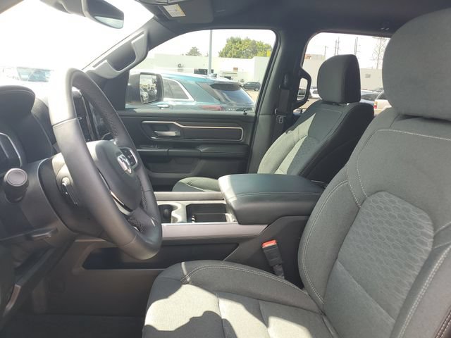 Used 2025 RAM 1500 Big Horn AWD/4WD image 16