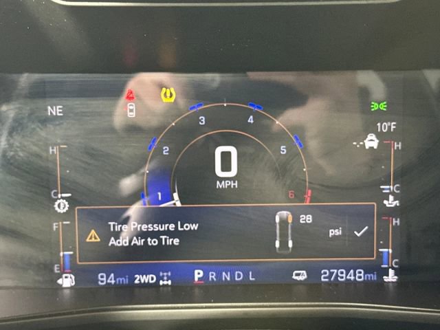 Used 2023 Chevrolet Colorado Trail Boss w/ Technology Package image 18