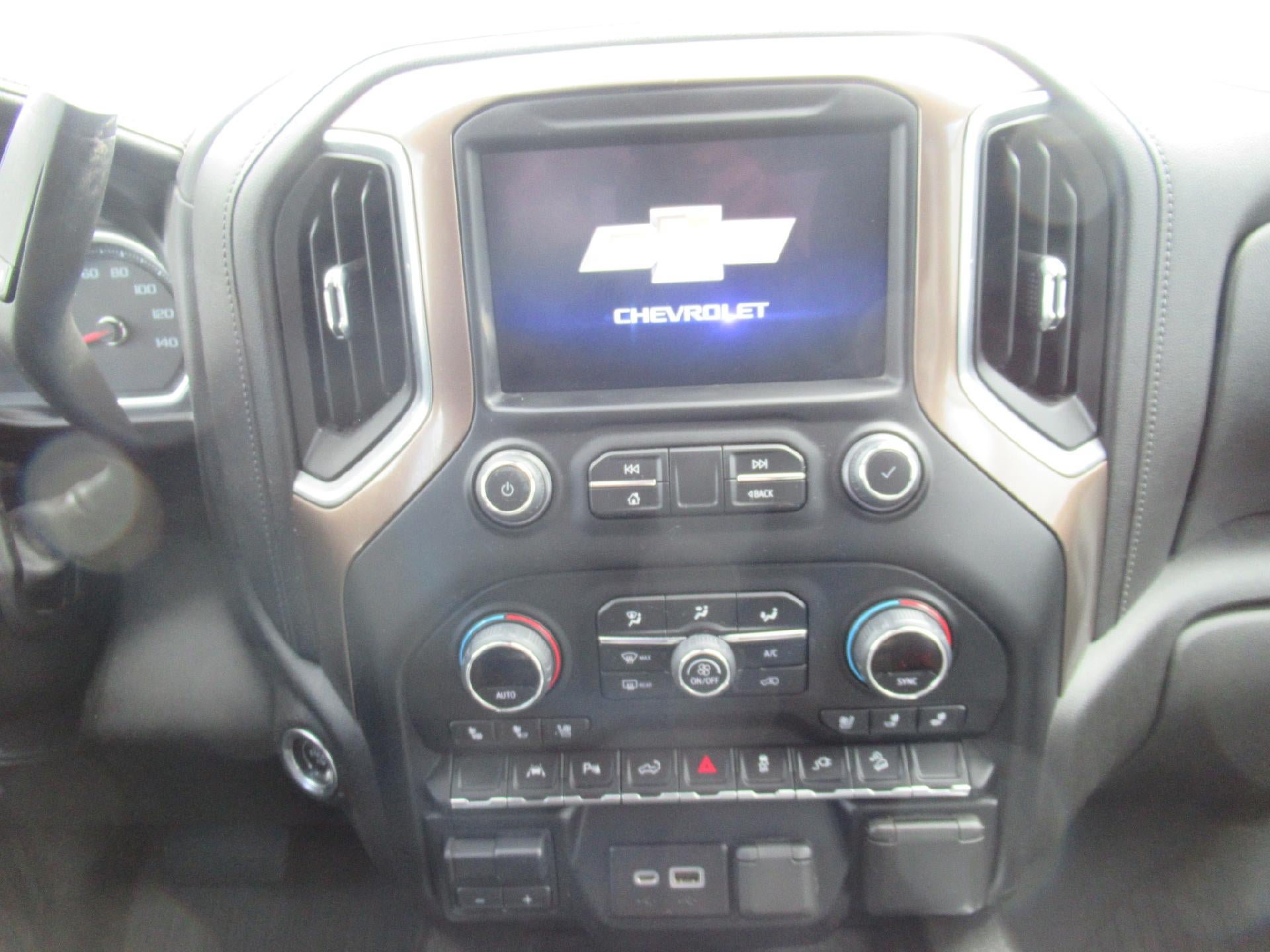Certified 2022 Chevrolet Silverado 1500 High Country w/ Safety Package II AWD/4WD image 12