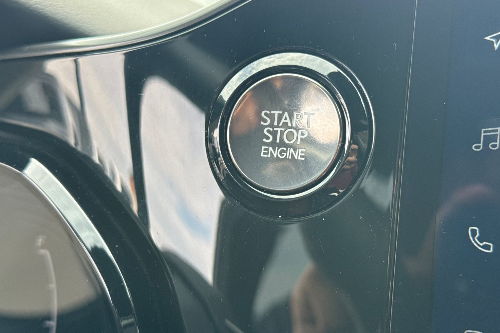 Certified 2024 Lexus NX 350 AWD w/ Vision Package image 18