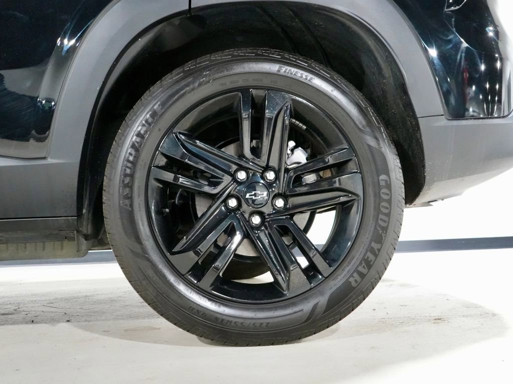 Used 2024 Chevrolet Trax ACTIV w/ Sunroof Package image 32