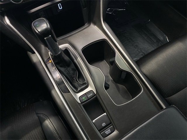 Used 2018 Honda Accord Sport image 20