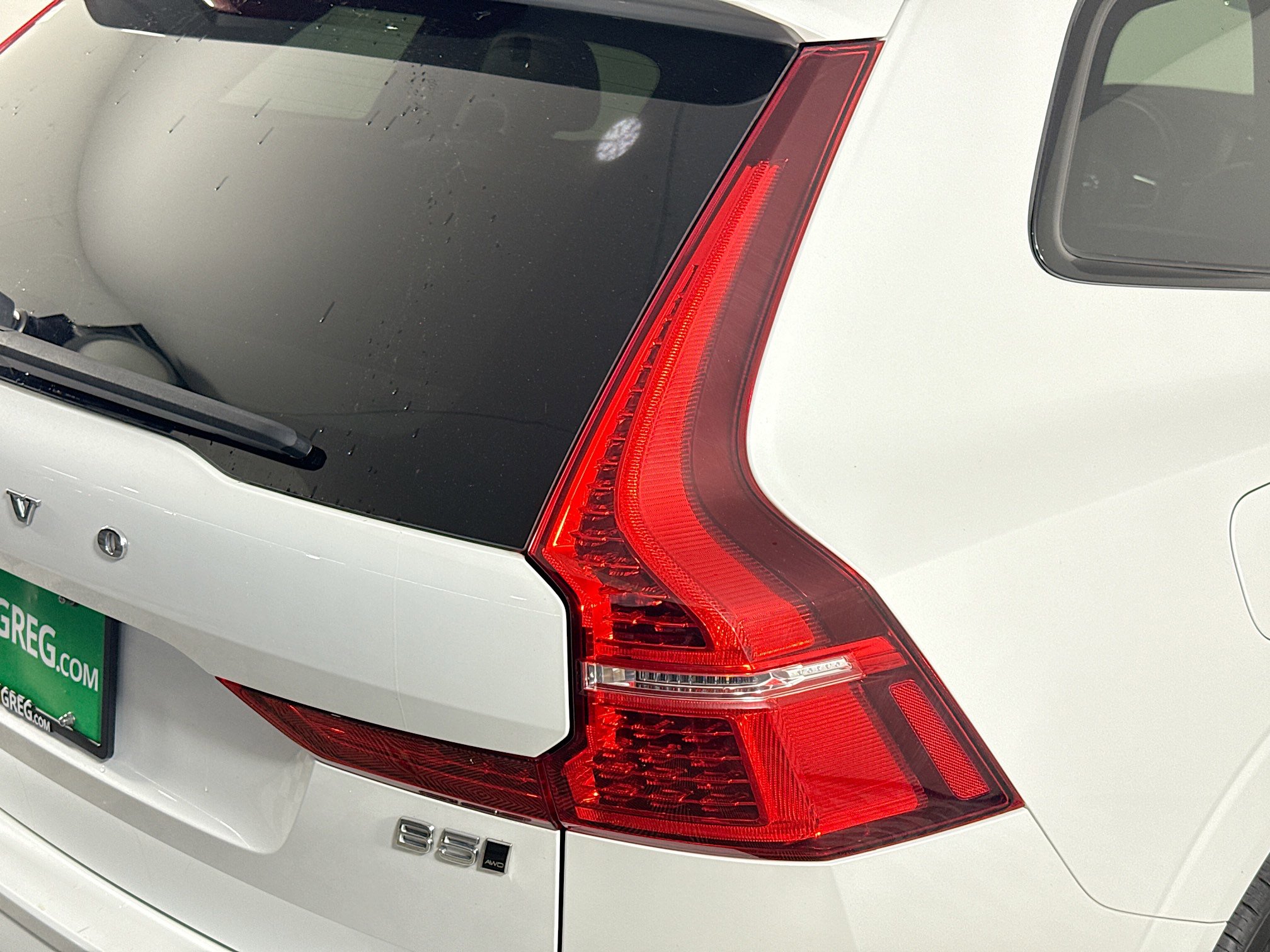 Used 2024 Volvo XC60 B5 Plus image 34