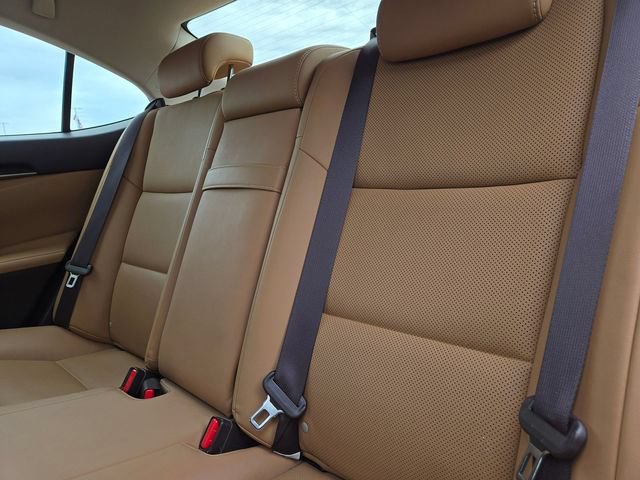 Used 2017 Lexus ES 350 w/ Navigation System Package FWD image 9