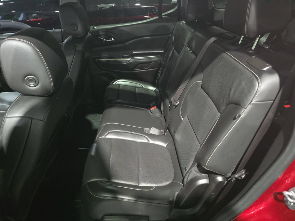 Used 2023 GMC Acadia SLT AWD/4WD image 14