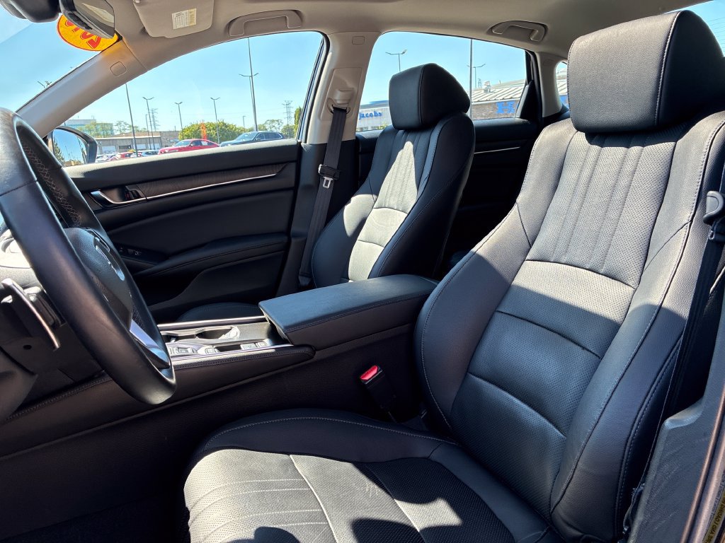 Certified 2019 Honda Accord Touring image 13