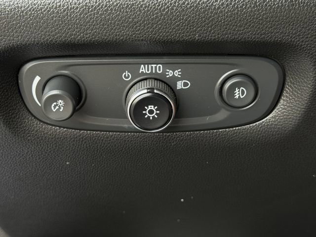 Used 2020 Chevrolet Traverse RS FWD image 25
