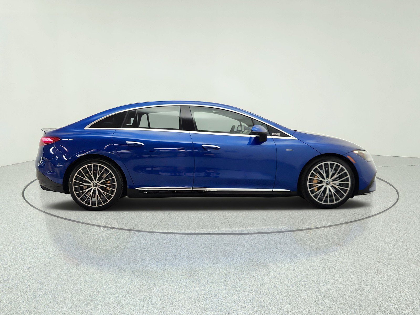 Used 2023 Mercedes-Benz EQE AMG 4MATIC Sedan image 4