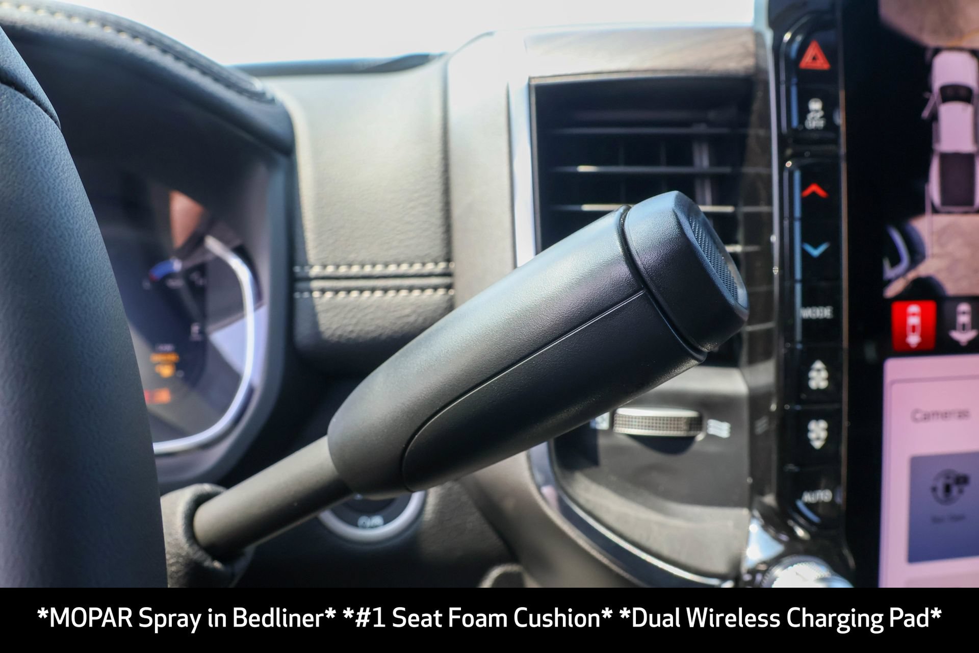 New 2026 RAM 3500 Laramie AWD/4WD image 26