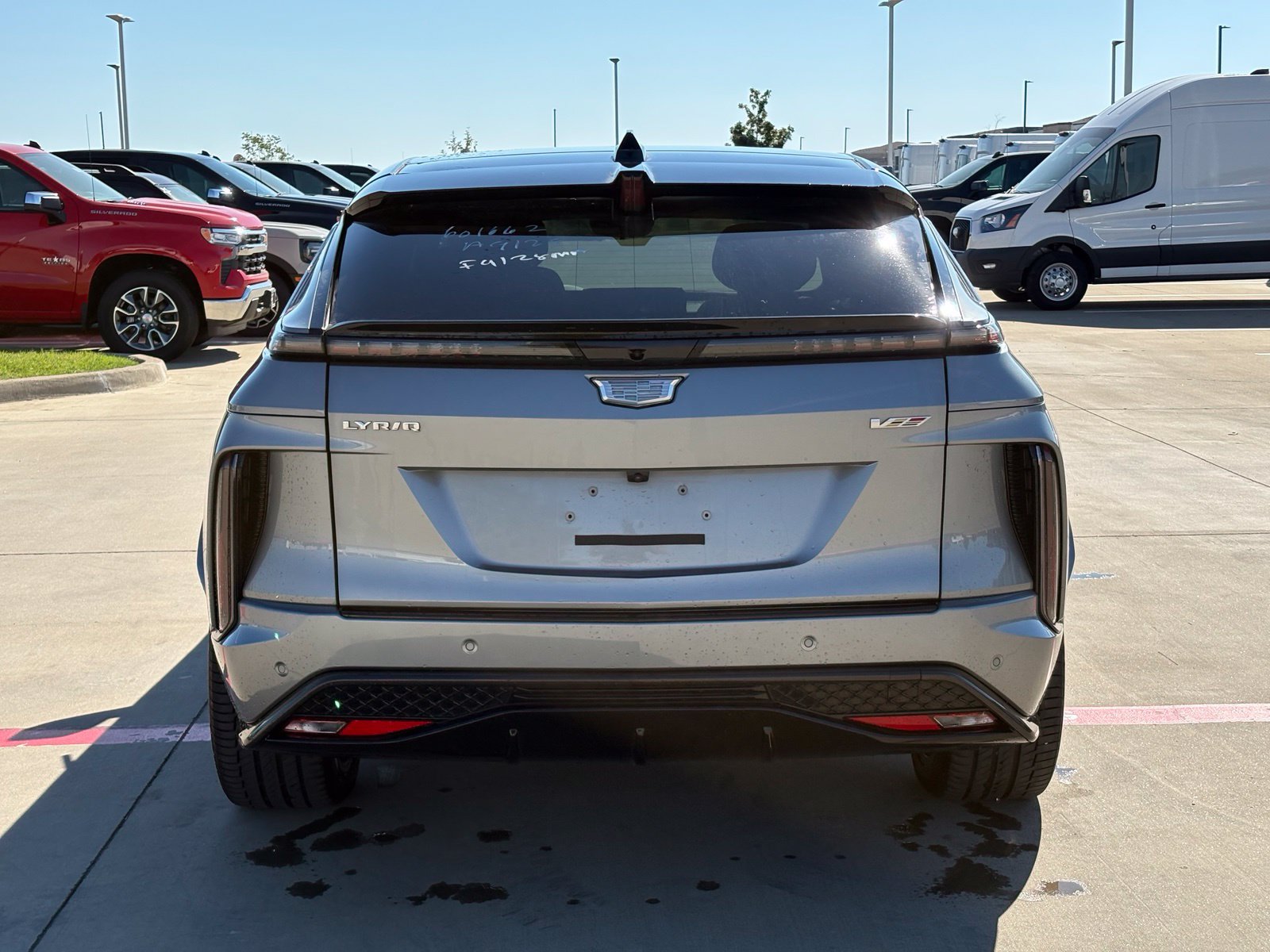 Used 2026 Cadillac Lyriq V w/ Exterior Carbon Fiber Package AWD/4WD image 6