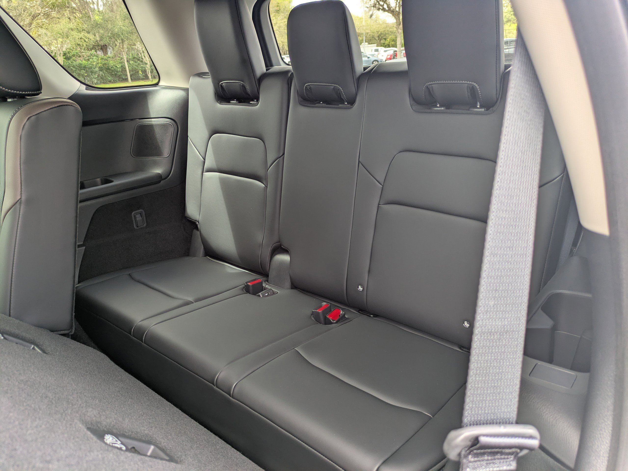 New 2026 Nissan Pathfinder Platinum w/ Cargo Package FWD image 16