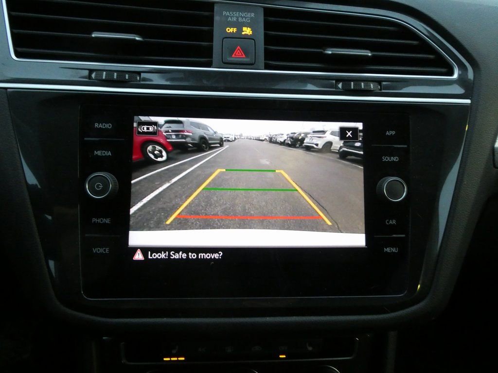 Used 2024 Volkswagen Tiguan S image 5
