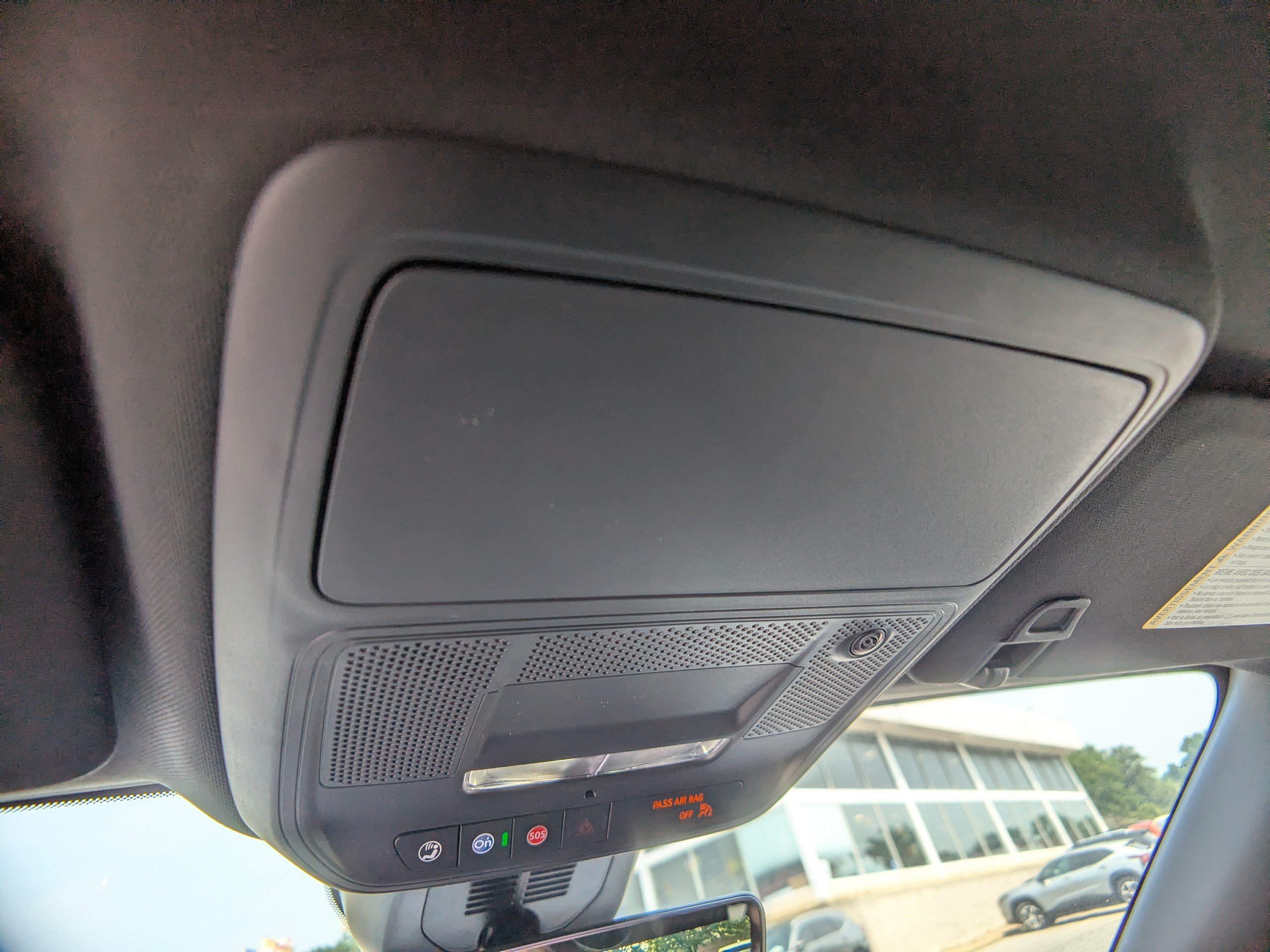 New 2027 Chevrolet Equinox LT w/ Safety and Technology Package FWD image 16