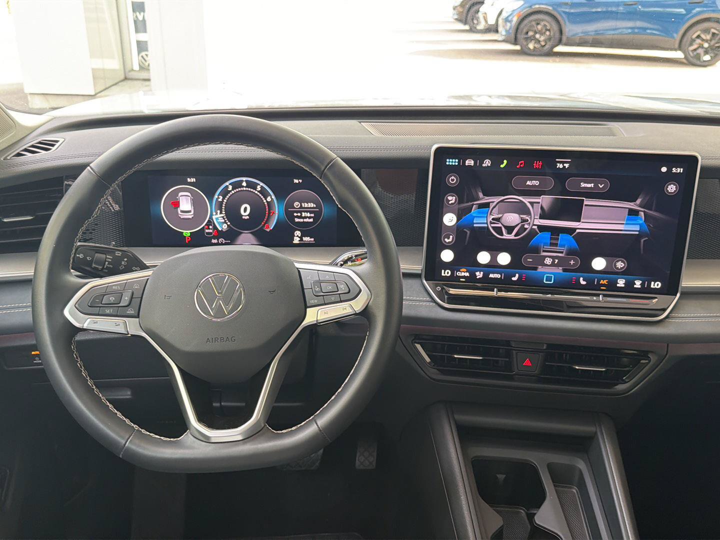 Certified 2026 Volkswagen Tiguan SE w/ Panoramic Sunroof Package FWD image 17