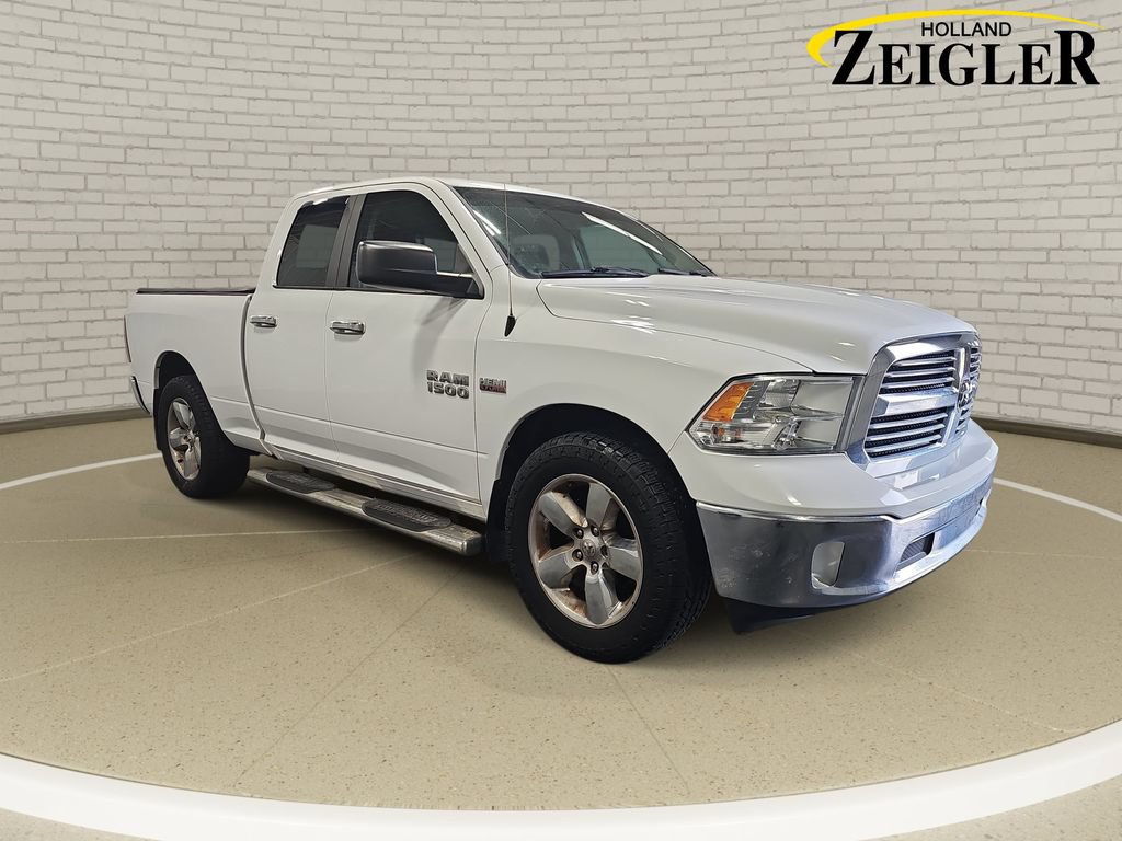 Used 2015 RAM 1500 Big Horn RWD image 3