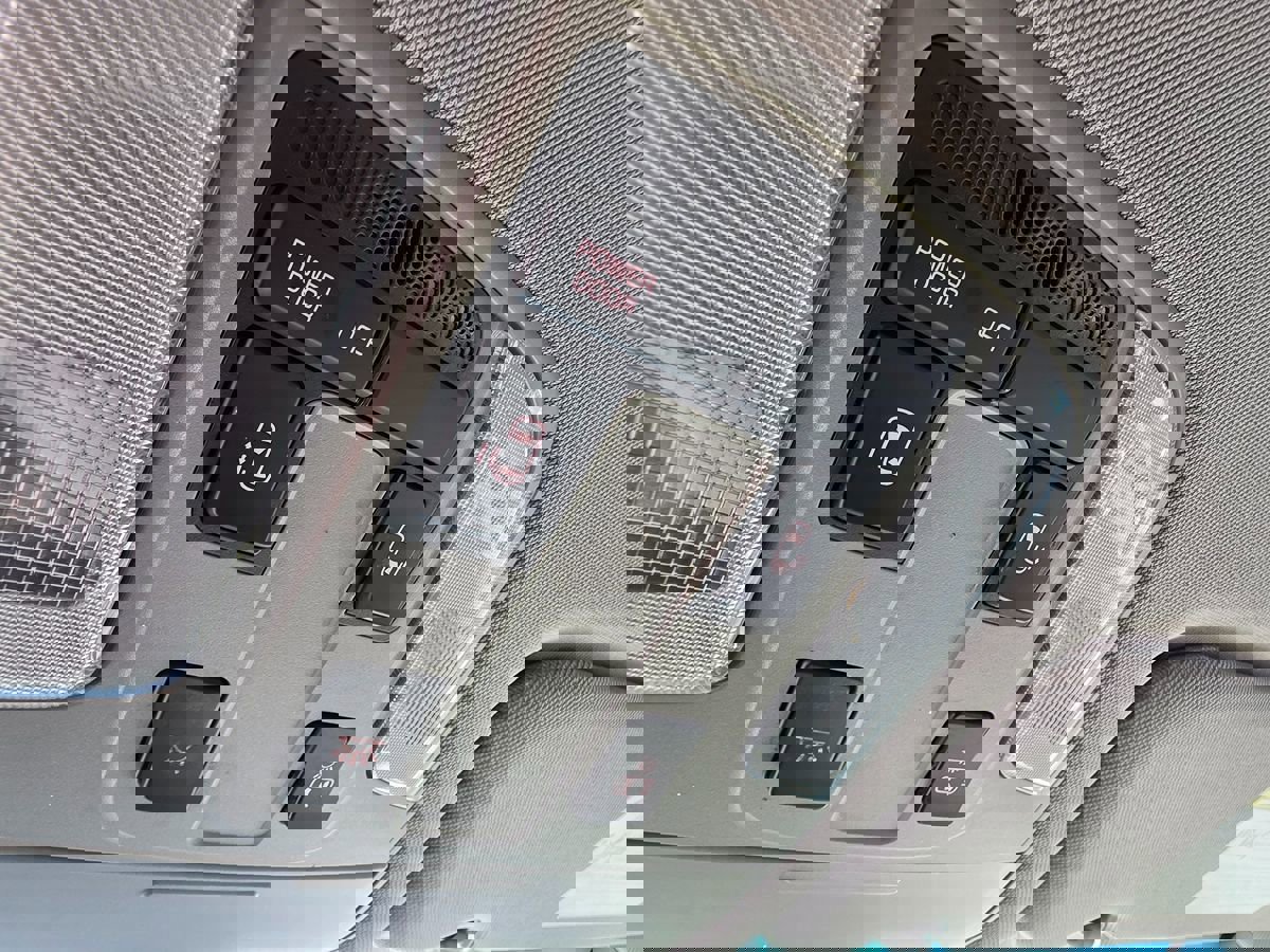 Used 2019 Kia Sedona LX image 44