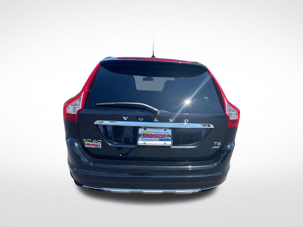 Used 2015 Volvo XC60 T6 w/ Proximity Package AWD/4WD image 4