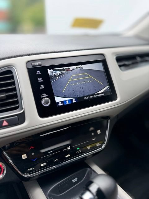Used 2020 Honda HR-V EX image 11