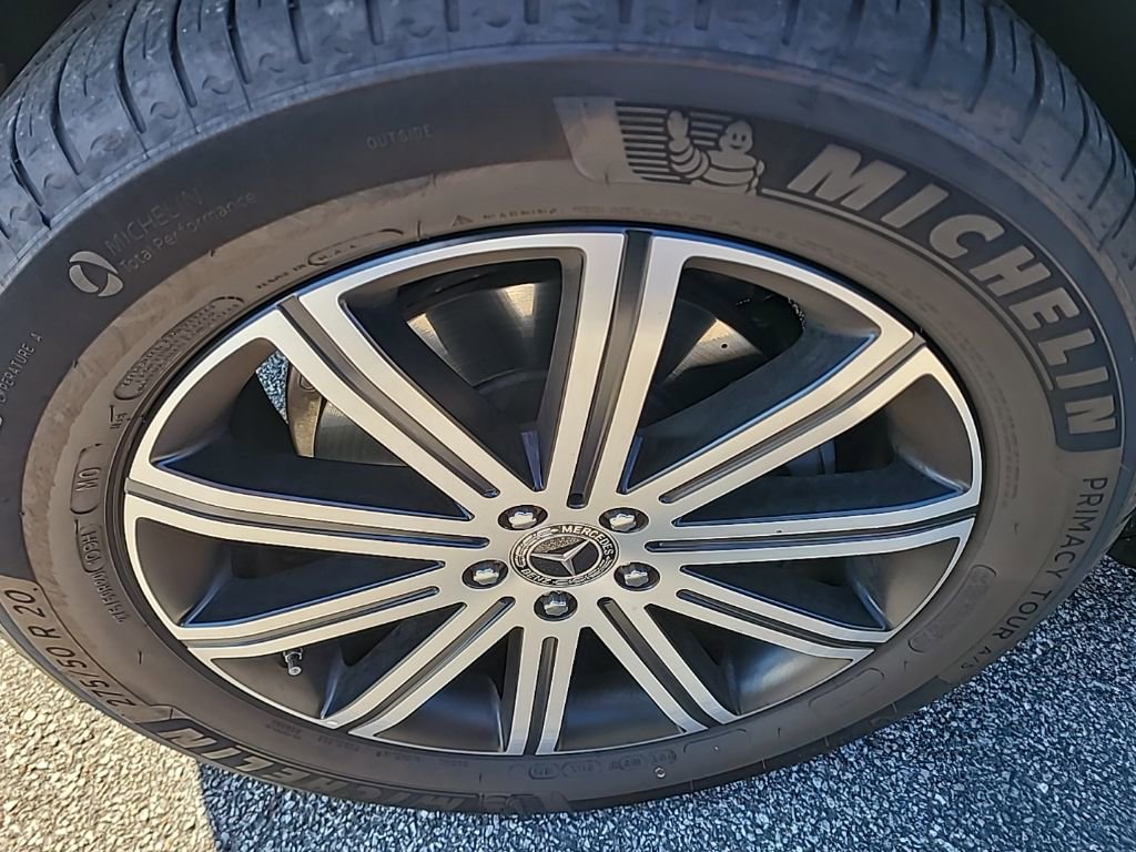 Used 2025 Mercedes-Benz GLE 350 4MATIC image 4