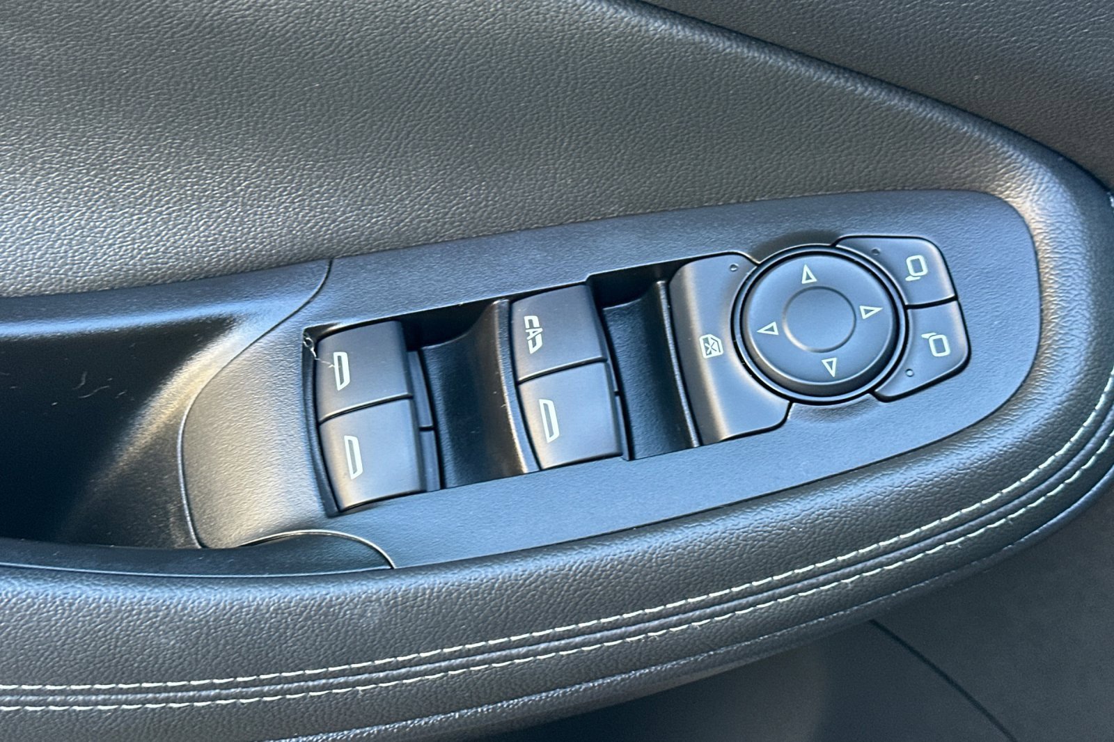 Certified 2024 Buick Encore GX Preferred image 12