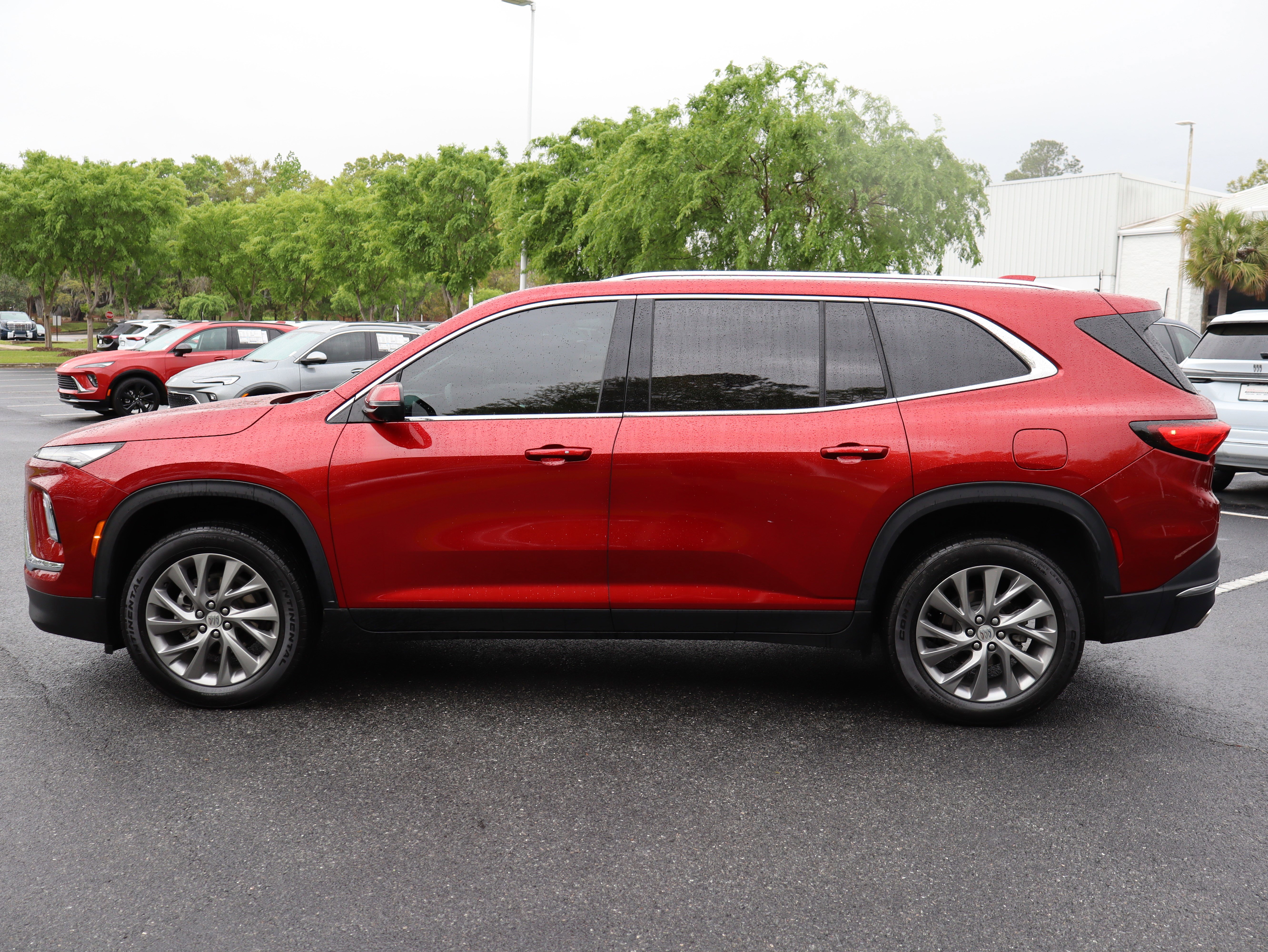 Used 2025 Buick Enclave Preferred image 26