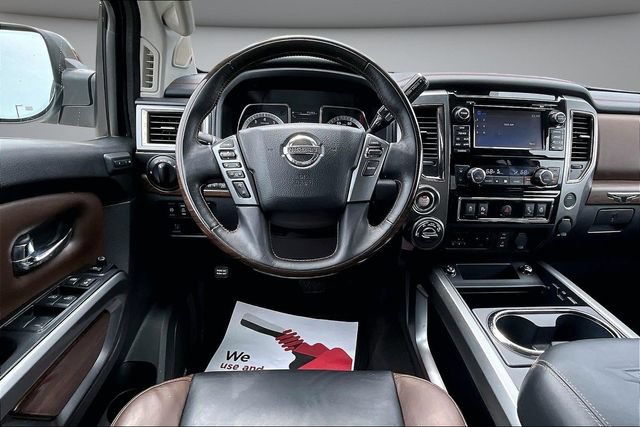 Used 2017 Nissan Titan Platinum Reserve AWD/4WD image 9