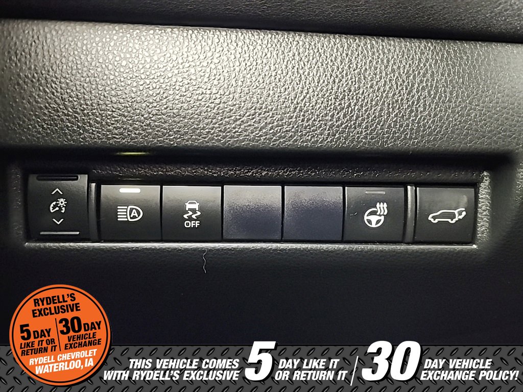 Used 2021 Toyota Venza XLE w/ Softex Package image 33