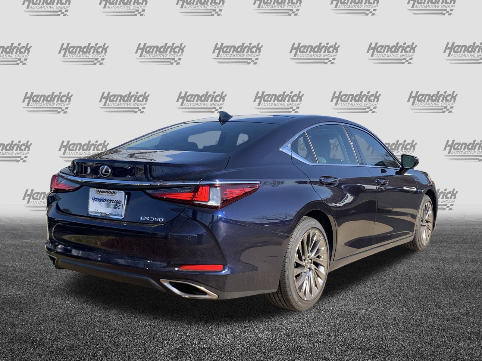 Used 2025 Lexus ES 350 Ultra Luxury image 10
