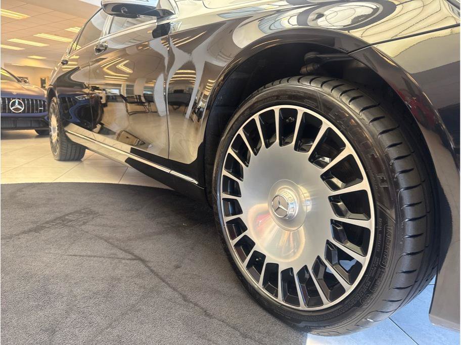 Used 2019 Mercedes-Benz Maybach S 560 4MATIC image 7