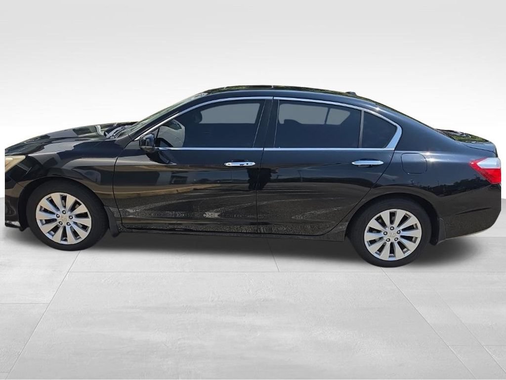 Used 2015 Honda Accord Touring image 13