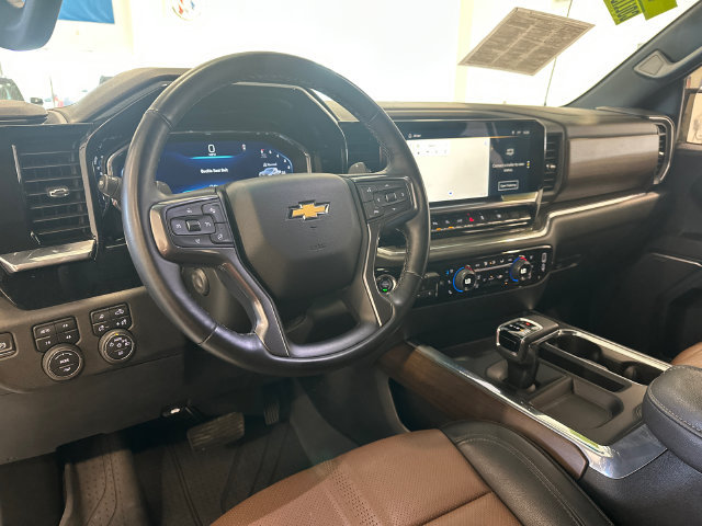 Certified 2023 Chevrolet Silverado 1500 High Country AWD/4WD image 12