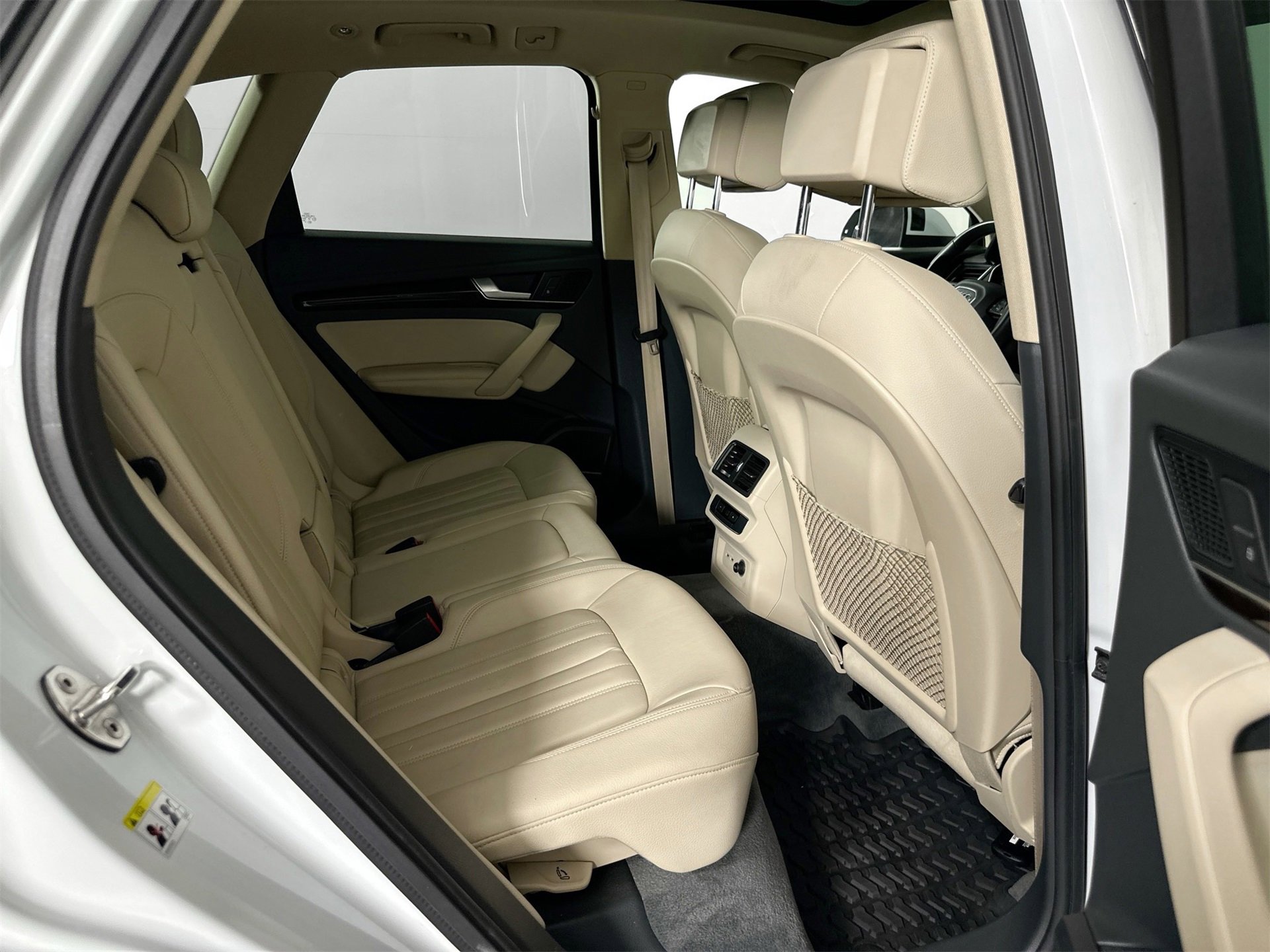 Used 2020 Audi Q5 2.0T Premium Plus w/ Premium Plus Package image 24
