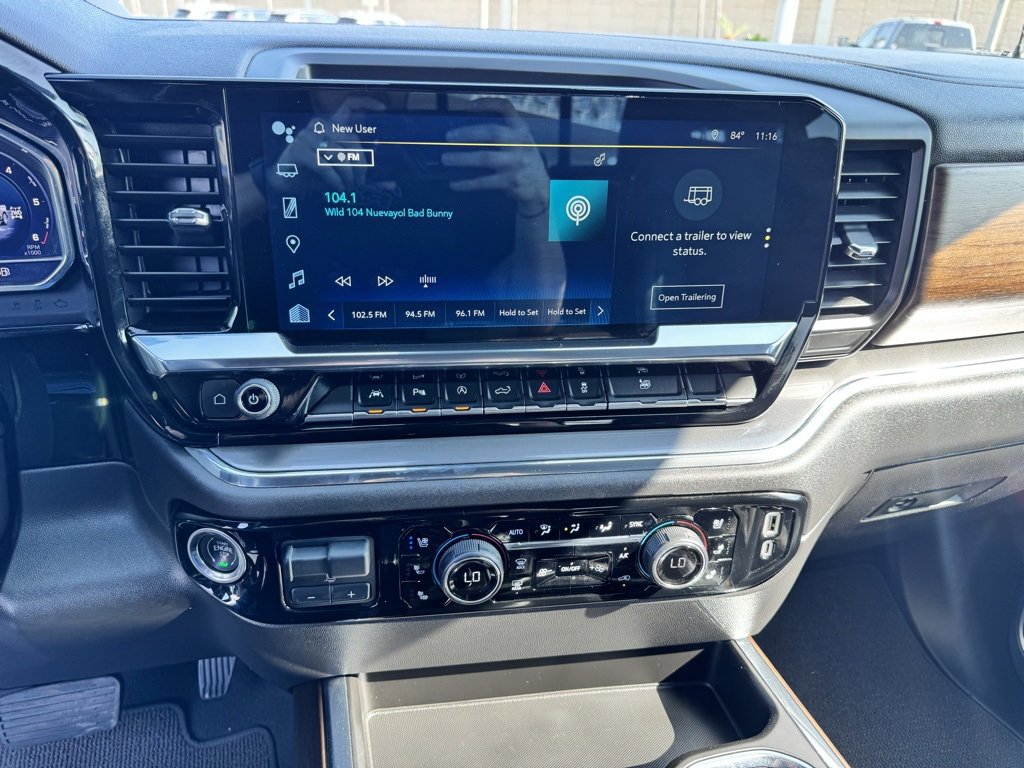 Used 2024 Chevrolet Silverado 1500 High Country w/ Technology Package image 19