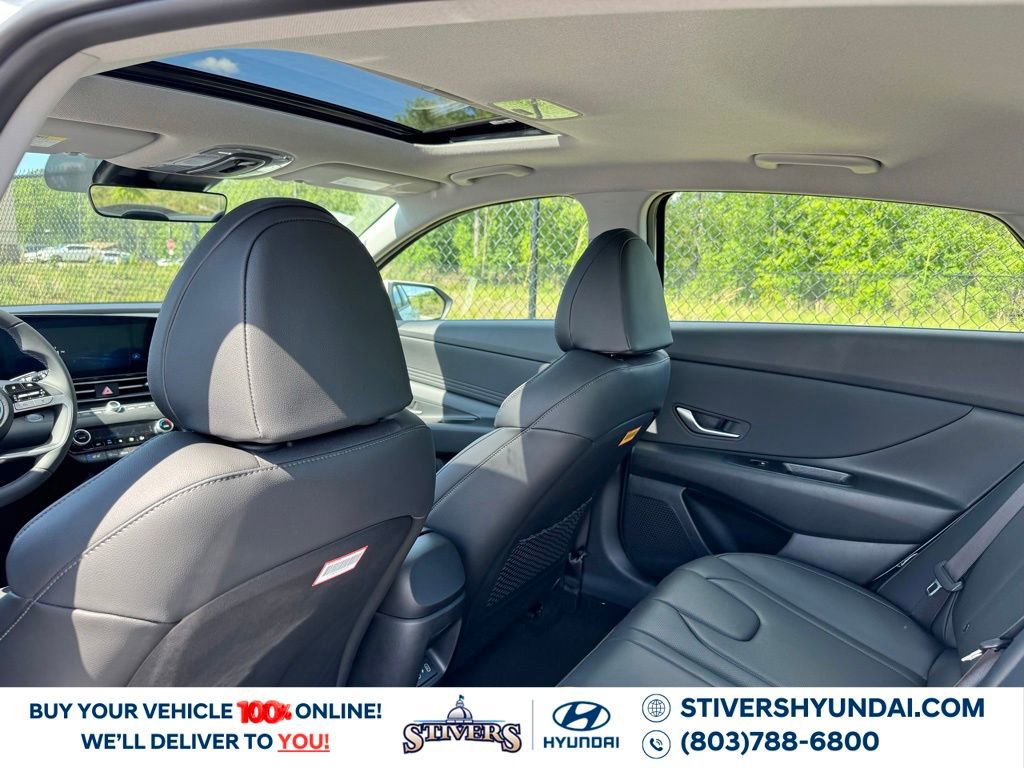 Certified 2025 Hyundai Elantra Limited image 25
