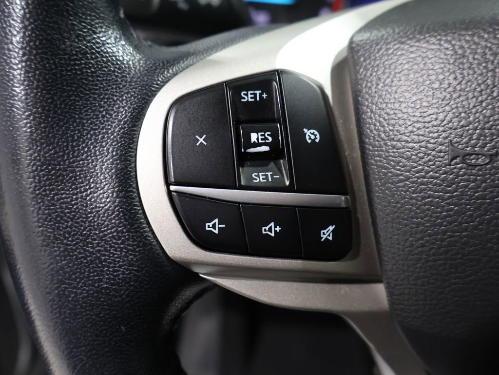 Used 2022 Ford Explorer XLT image 34