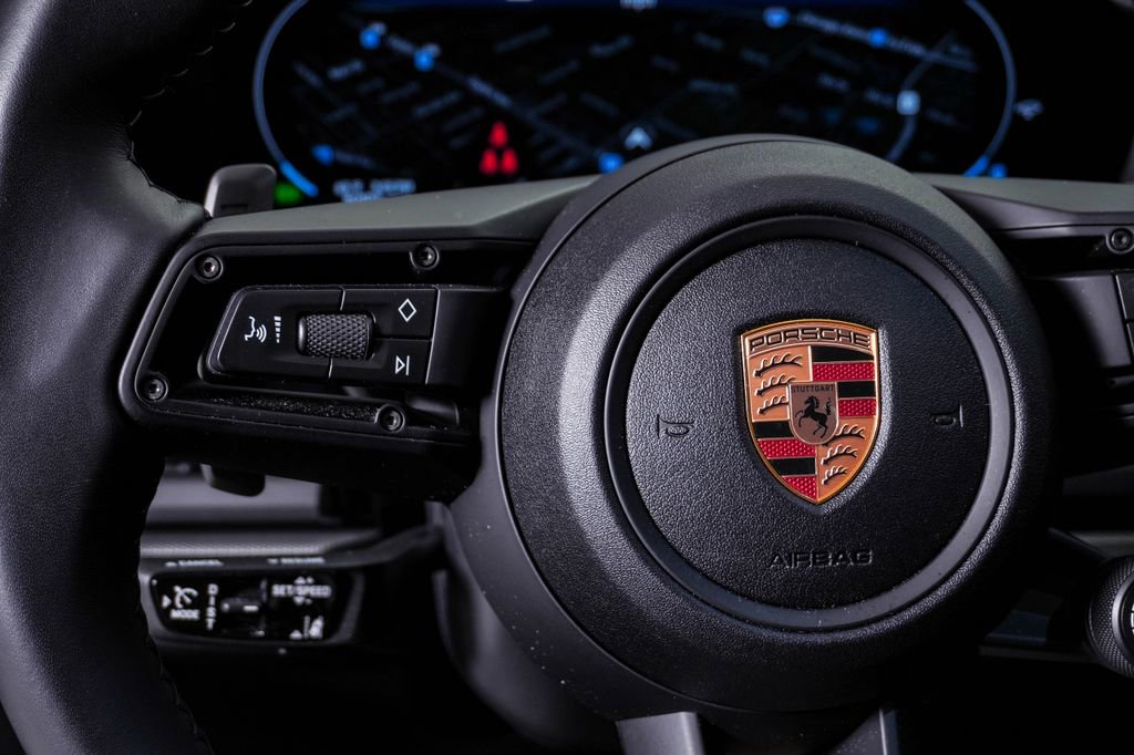 Certified 2025 Porsche Panamera 4 image 20
