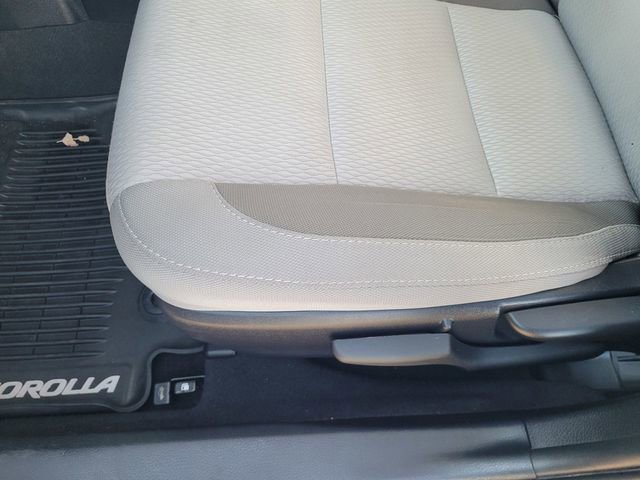 Used 2019 Toyota Corolla LE image 24