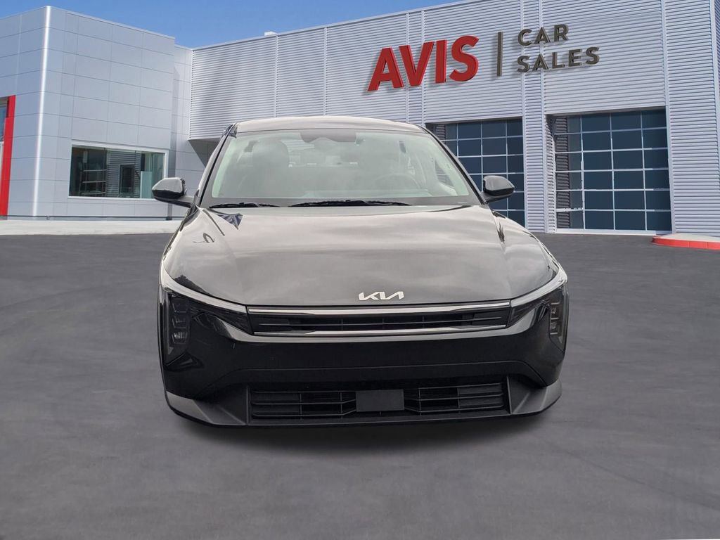 Used 2025 Kia K4 LXS image 2