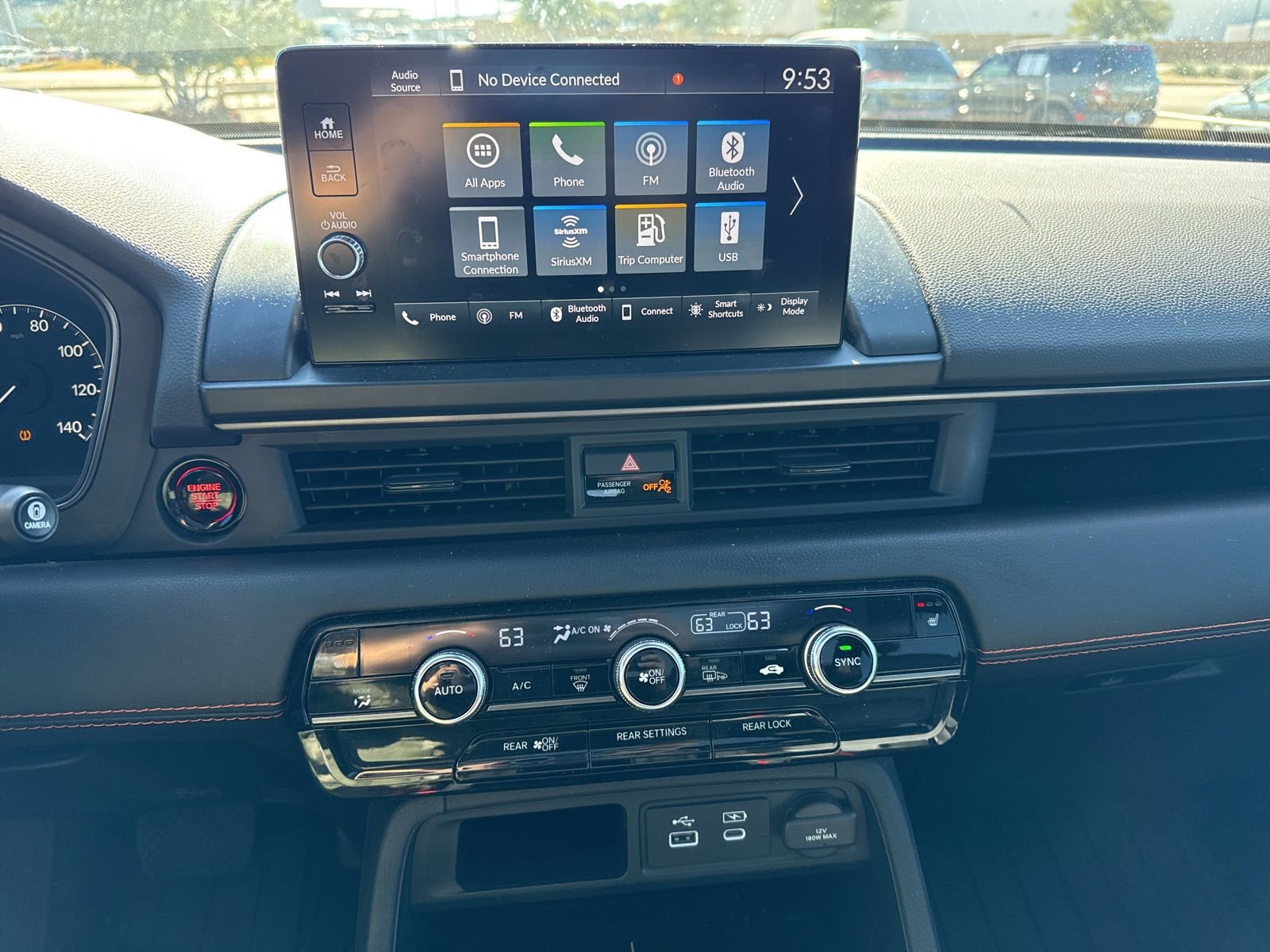 Used 2025 Honda Pilot TrailSport image 16