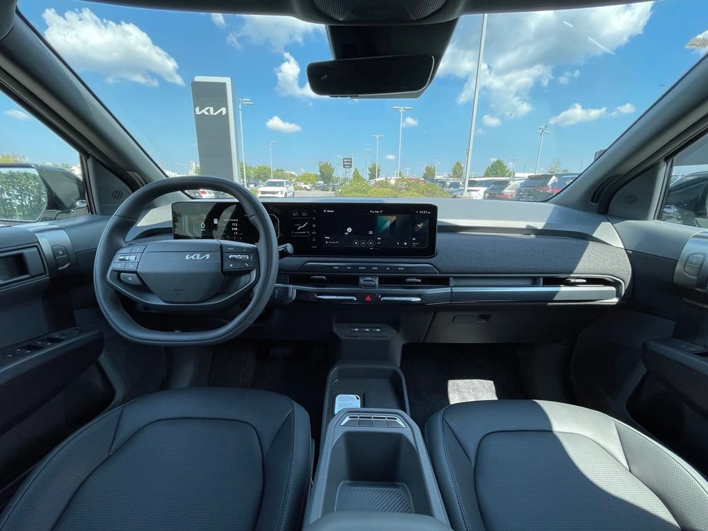 New 2027 Kia EV3 Wind w/ Wind Fwd Nightfall Package image 28