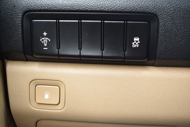 Used 2019 Kia Sedona LX image 20