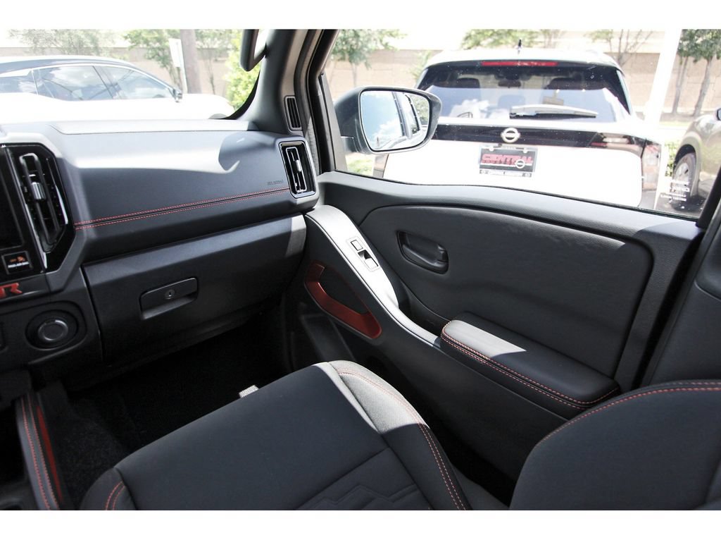 New 2026 Nissan Frontier Pro-X w/ Tow Package RWD image 8