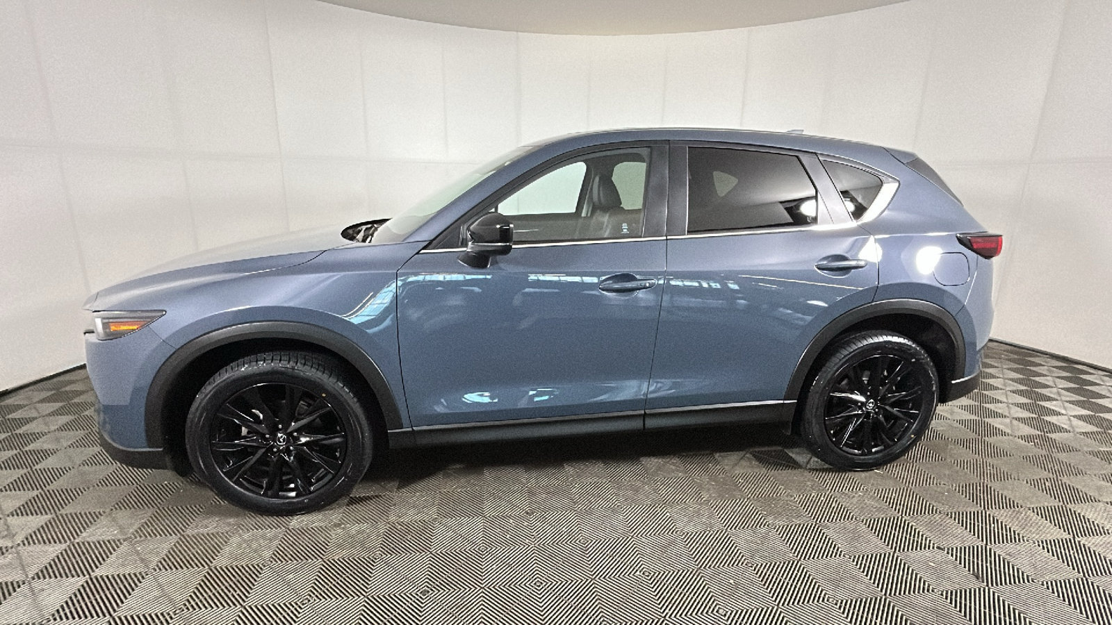 Used 2025 MAZDA CX-5 Carbon Edition AWD/4WD image 6